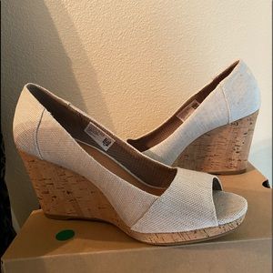 TOMS- Wedges
